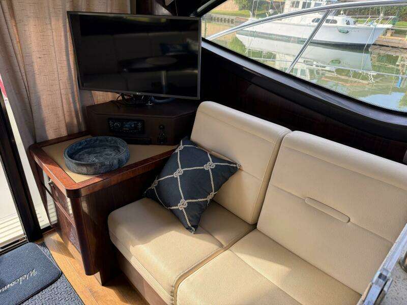 2016 Sea Ray 40 Sundancer