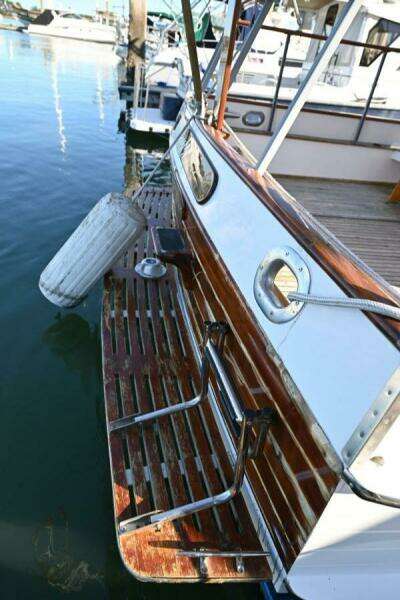 1970 Grand Banks Flybridge Trawler