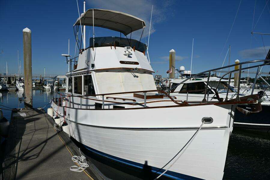 1970 Grand Banks Flybridge Trawler