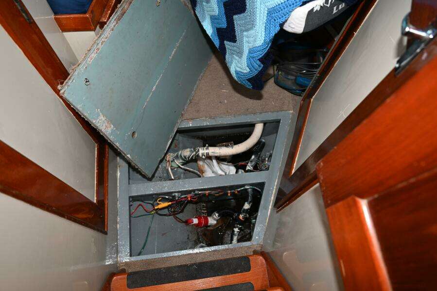 1970 Grand Banks Flybridge Trawler