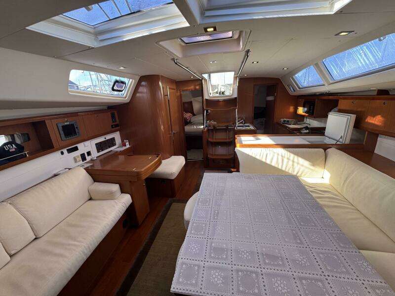 2009 Beneteau 49