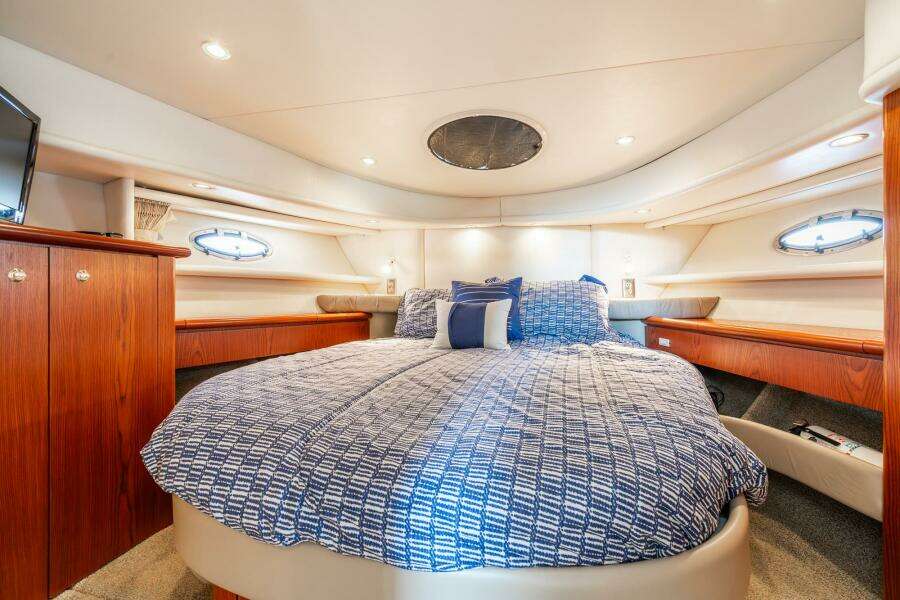 1999 Maxum 4100 SCA Motor Yacht