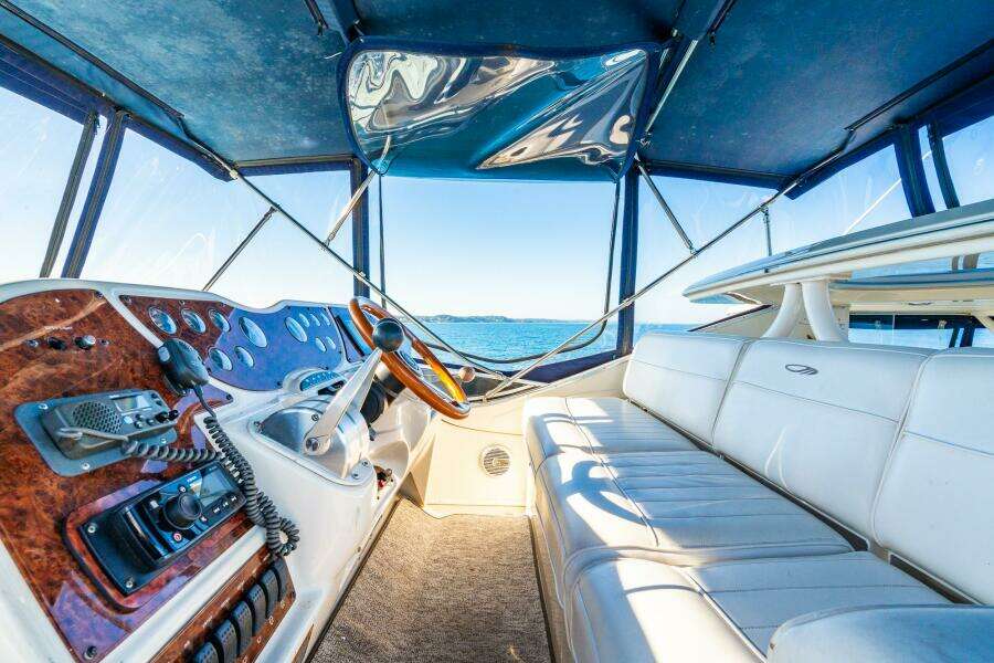1999 Maxum 4100 SCA Motor Yacht