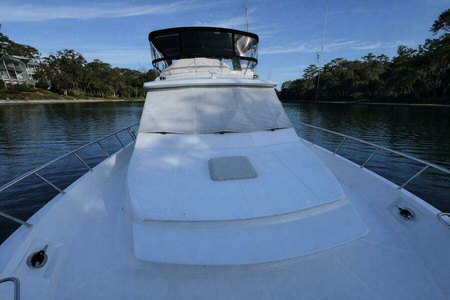 2004 Altima 55 Pilothouse