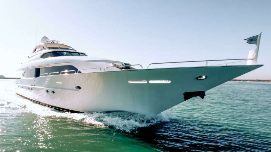 2001 Lazzara Yachts 94 Motor Yacht