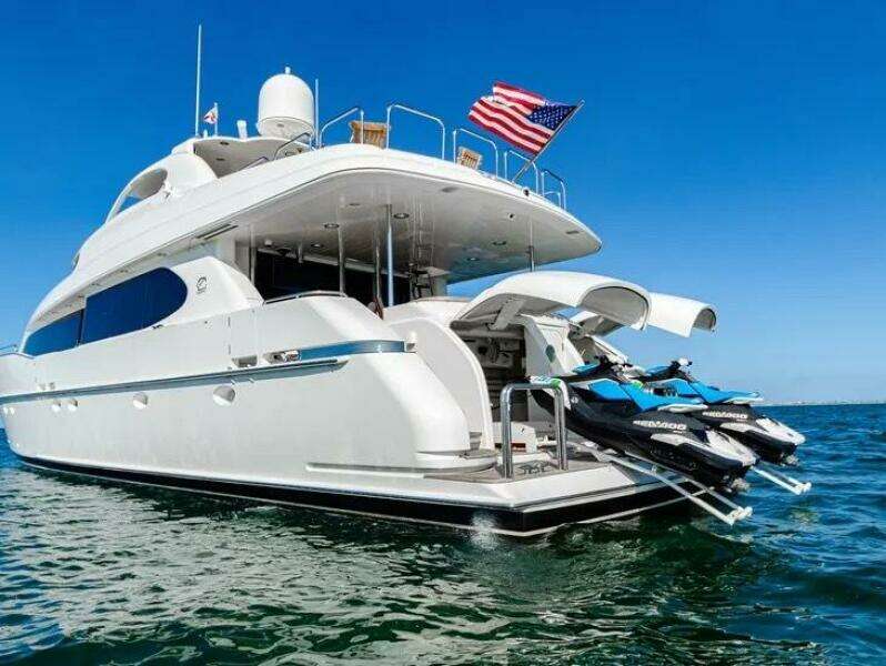 2001 Lazzara Yachts 94 Motor Yacht