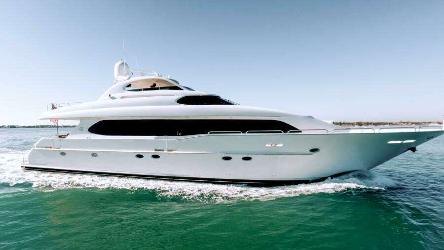 2001 Lazzara Yachts 94 Motor Yacht
