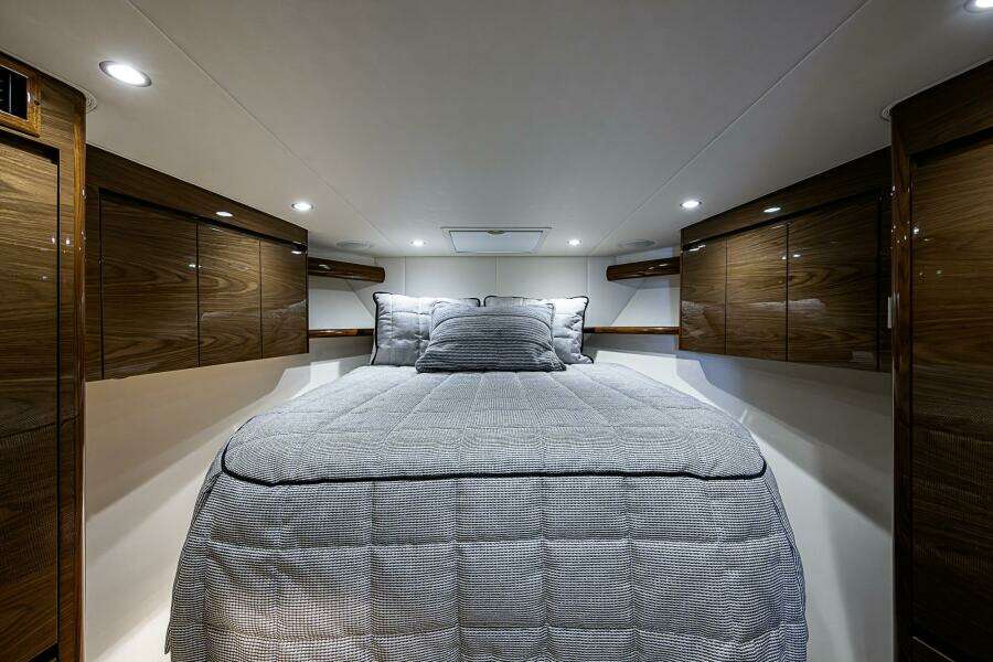 Viking 48 - Salty Soul - Forward Stateroom