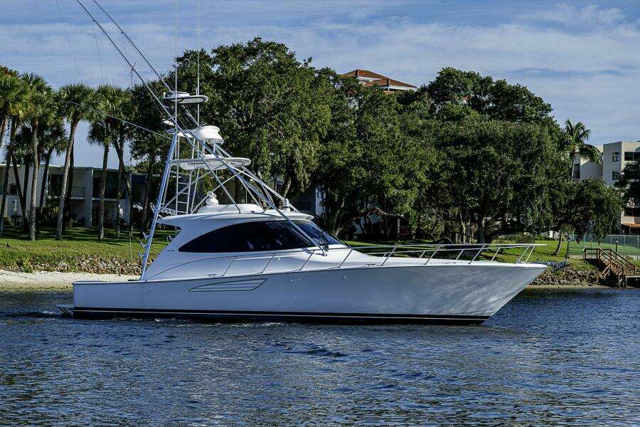 Viking 48 - Salty Soul - Exterior Profile