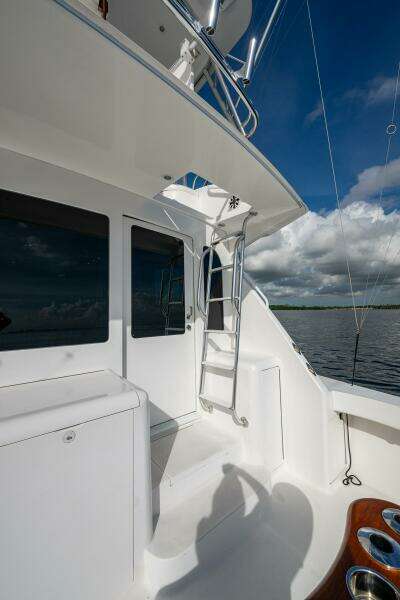 Viking 48 - Sweet Melissa - Cockpit