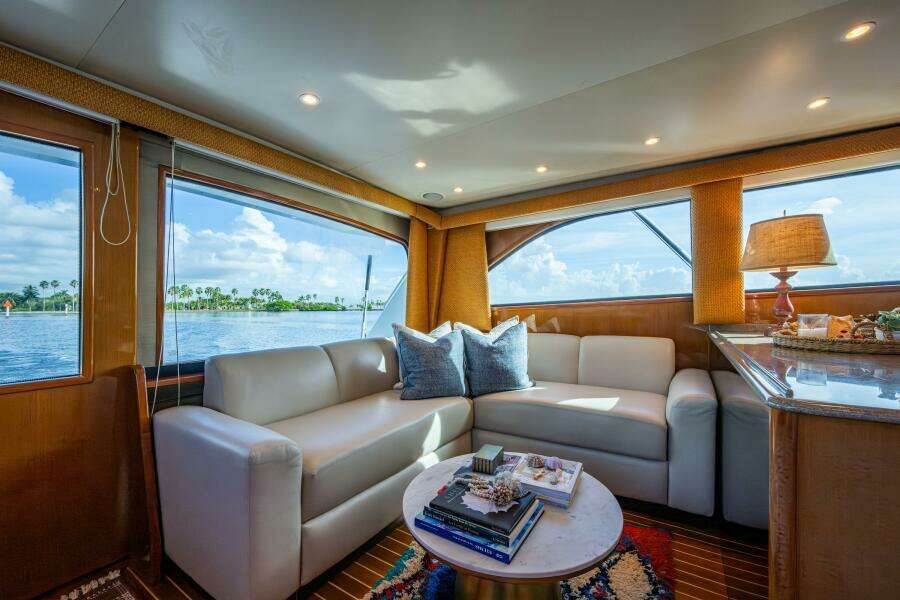 Viking 48 - Sweet Melissa - Salon