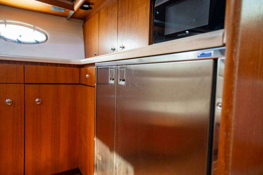 2004 Tiara Yachts 4200 Open