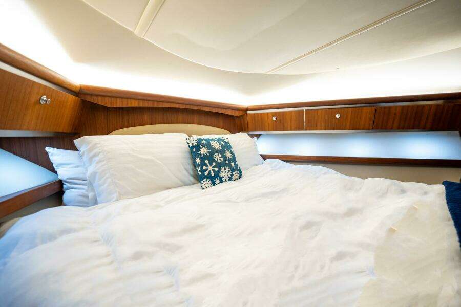 2004 Tiara Yachts 4200 Open