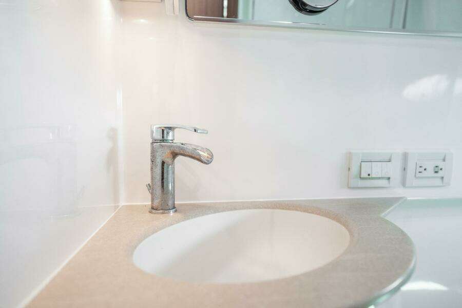 2004 Tiara Yachts 4200 Open