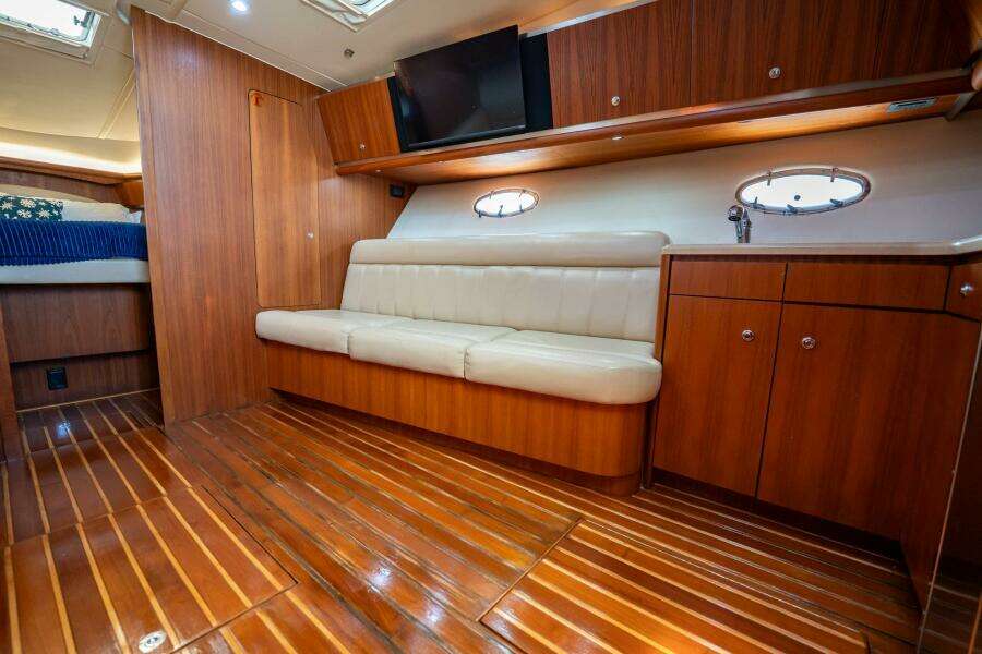 2004 Tiara Yachts 4200 Open