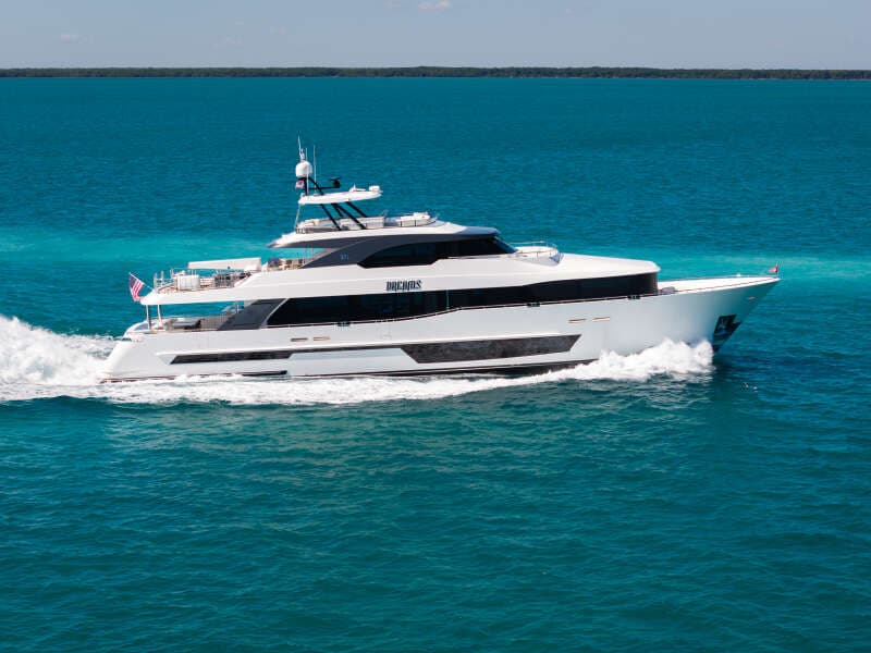 2022 Ocean Alexander 37 L