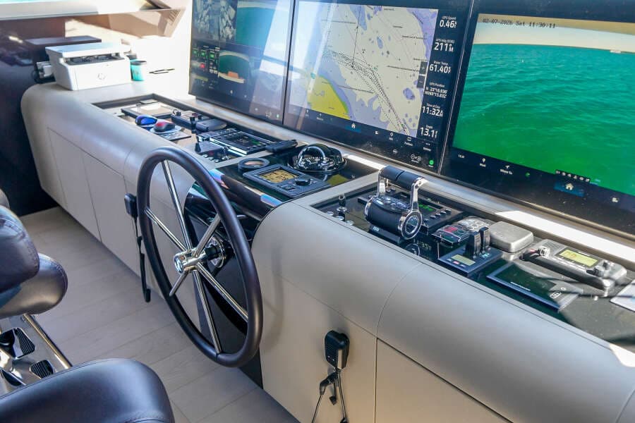 2022 Ocean Alexander 37 L