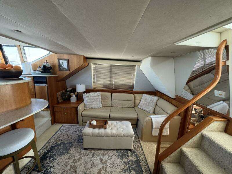 2001 Silverton 453 Motor Yacht