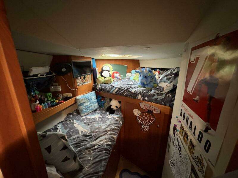 2001 Silverton 453 Motor Yacht