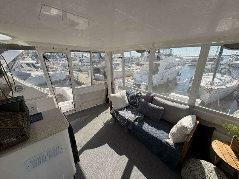 2001 Silverton 453 Motor Yacht