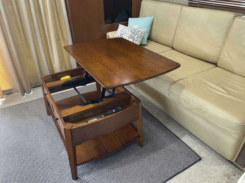 2007 Sea Ray 44 Sedan Bridge