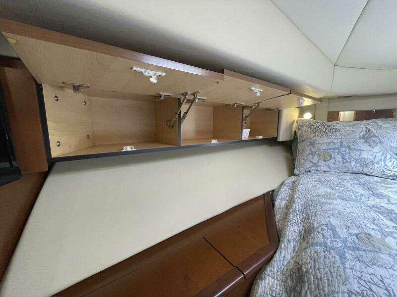 2007 Sea Ray 44 Sedan Bridge