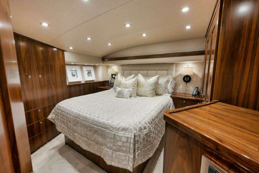 Viking 68 JO-LI - Interior Master Stateroom