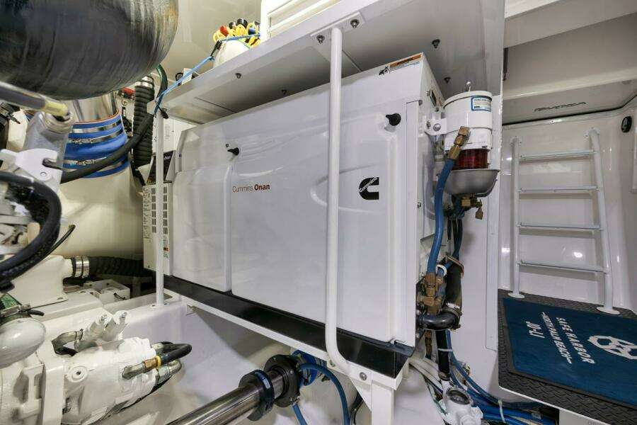 Viking 68 JO-LI - Engine Room