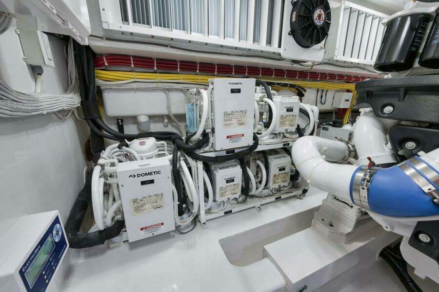 Viking 68 JO-LI - Engine Room