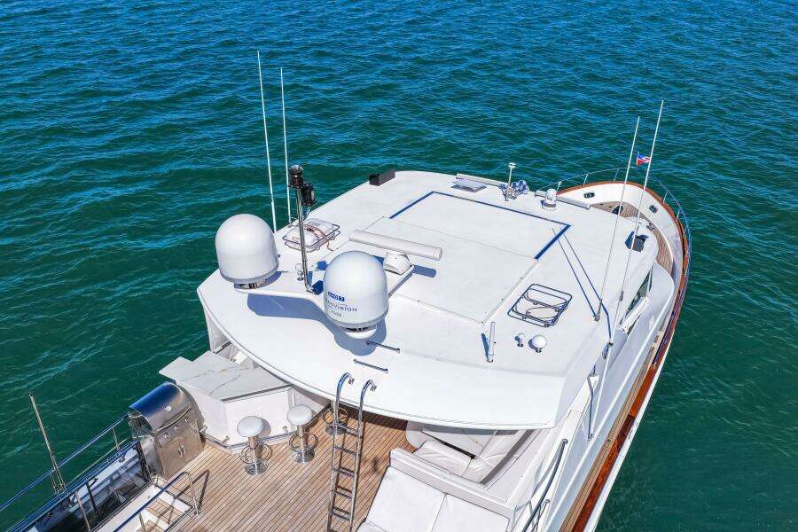 2010 83 Ocean Alexander Motor Yacht 'Relentless'