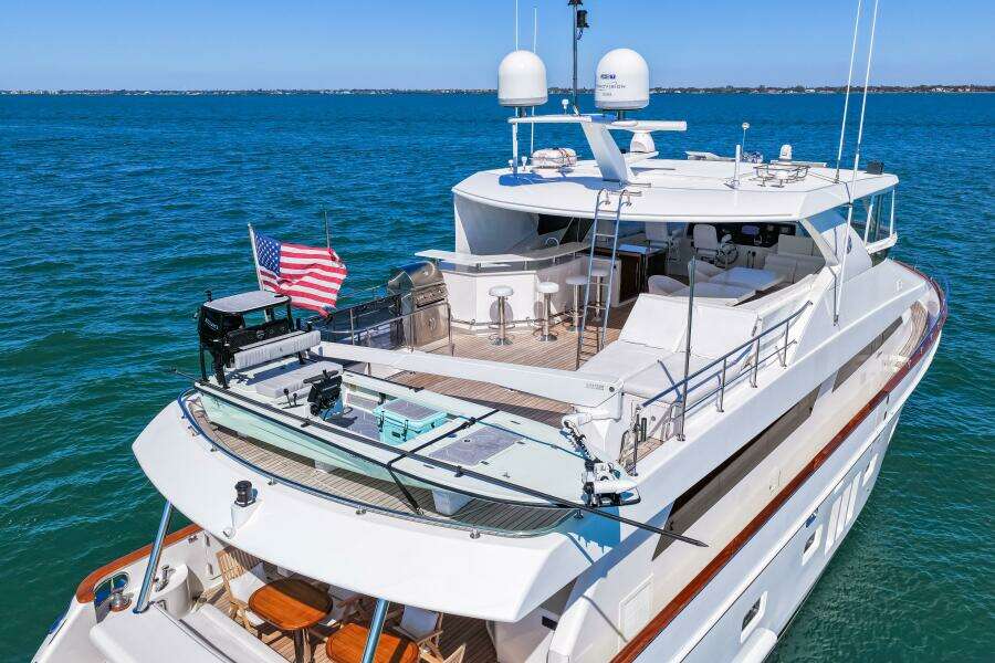 2010 83 Ocean Alexander Motor Yacht 'Relentless'