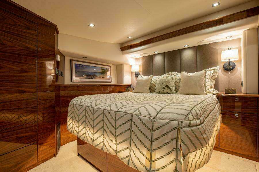 2023 Viking 64 Convertible Master Stateroom