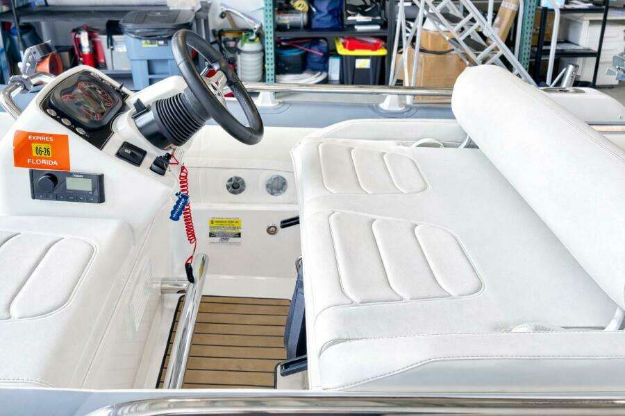 2022 Williams Jet Tenders 345 Sport Jet