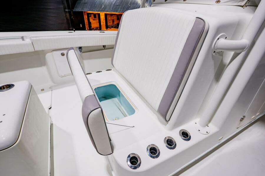 2012 Yellowfin 39 Offshore