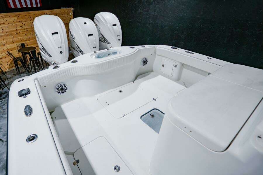 2012 Yellowfin 39 Offshore