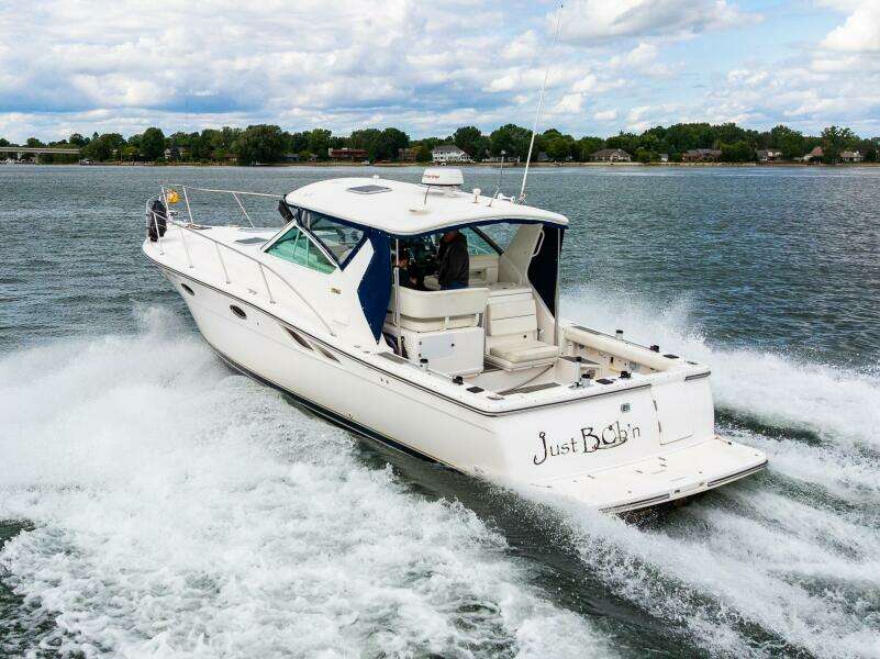 2002 Tiara Yachts 35 Open