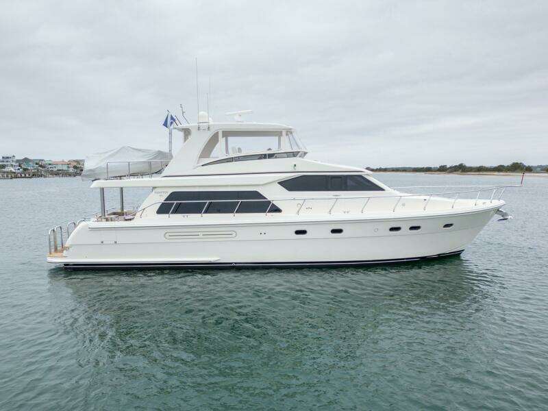 2008 Hampton 630 Pilothouse