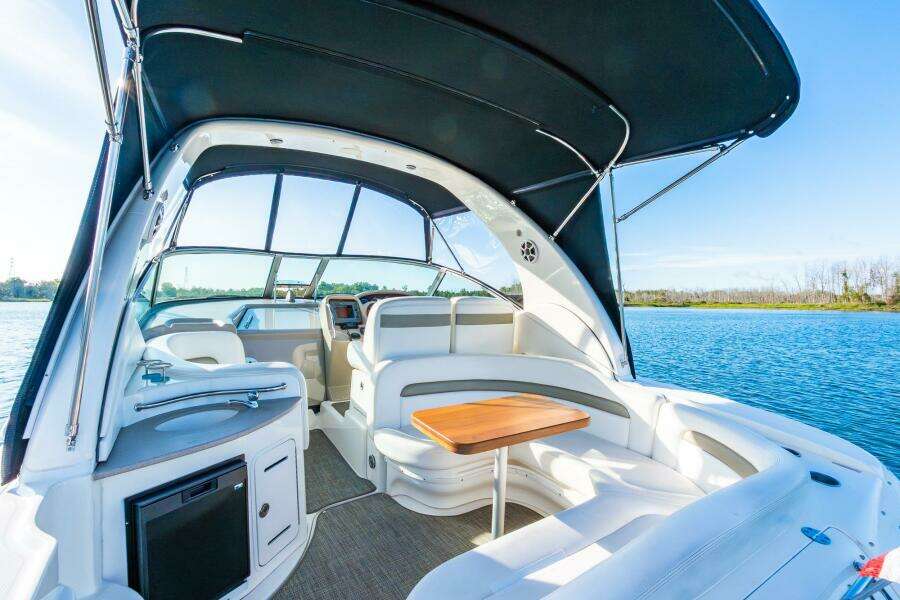 2007 Sea Ray 320 Sundancer