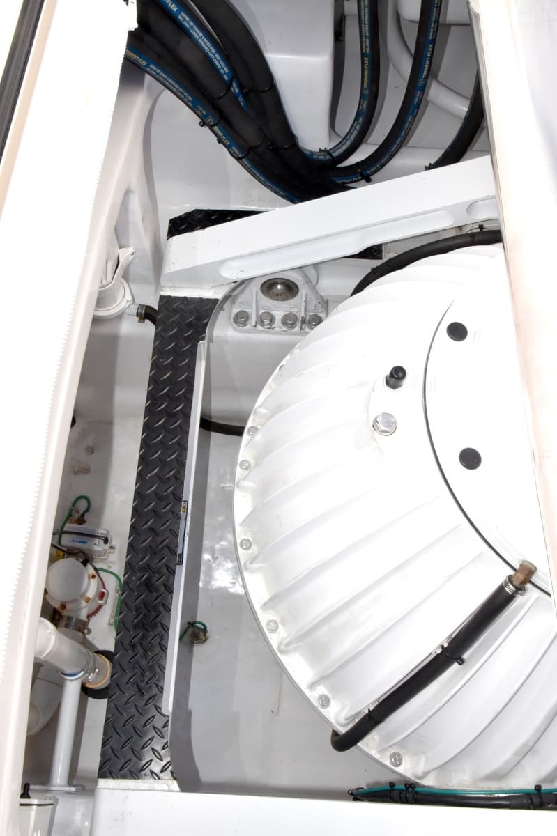 2019 Viking 80 Skybridge