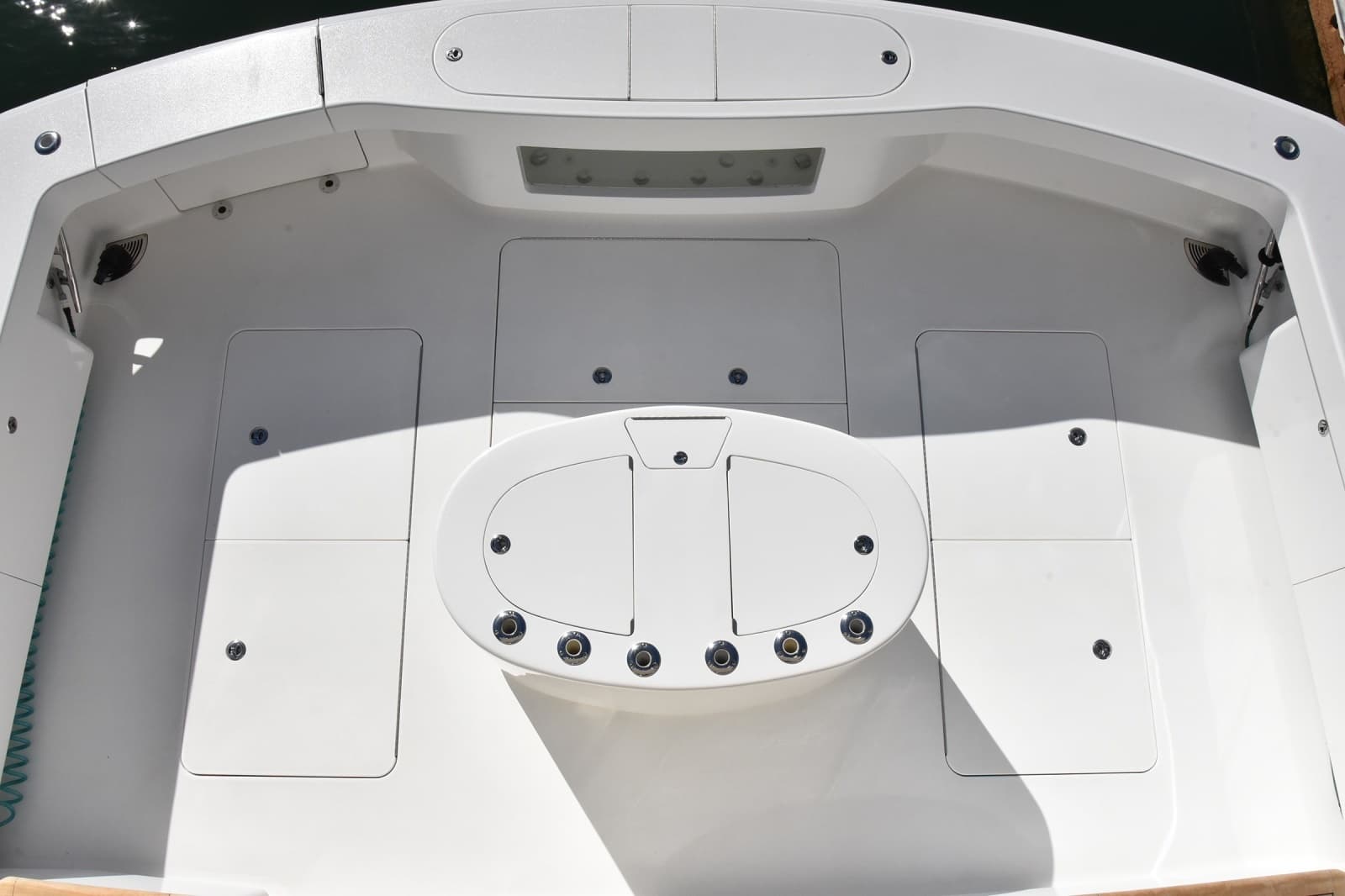 2019 Viking 80 Skybridge