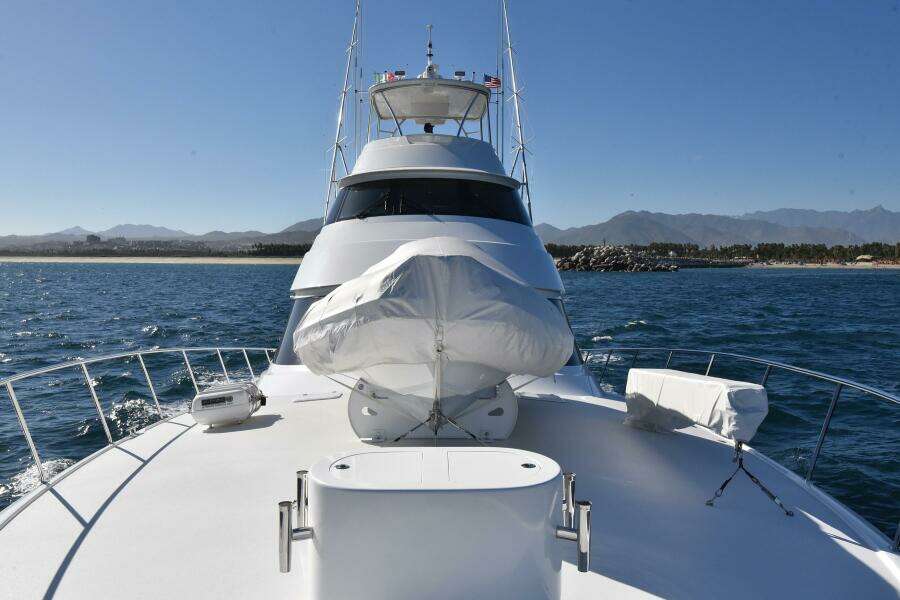 2019 Viking 80 Skybridge