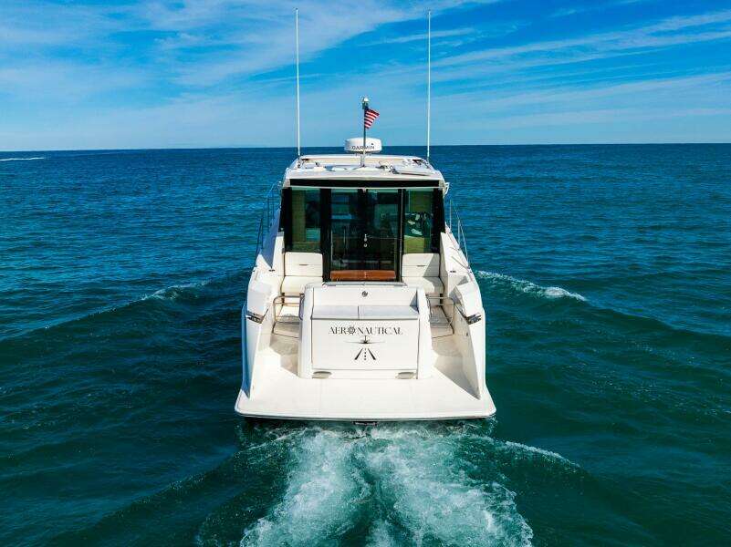 2022 Tiara Yachts 39 Coupe