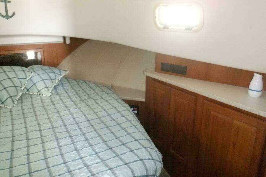 1999 Mainship 350 Trawler