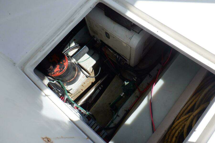 1999 Mainship 350 Trawler