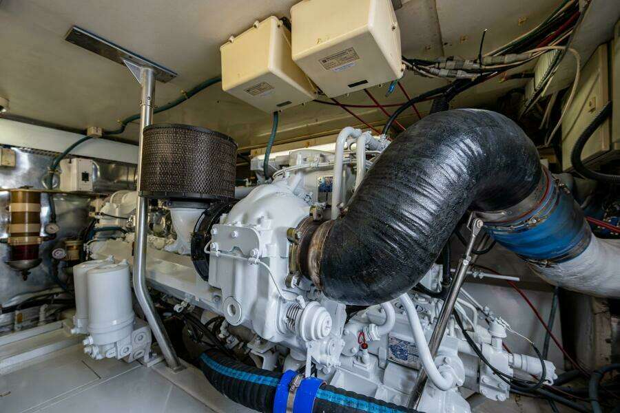 1999 Ocean Yachts Convertible