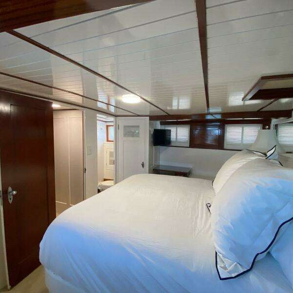 1954 Trumpy 68 Motor Yacht