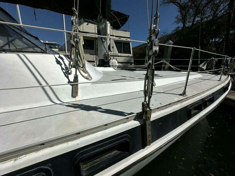 1975 Morgan Out Island 51