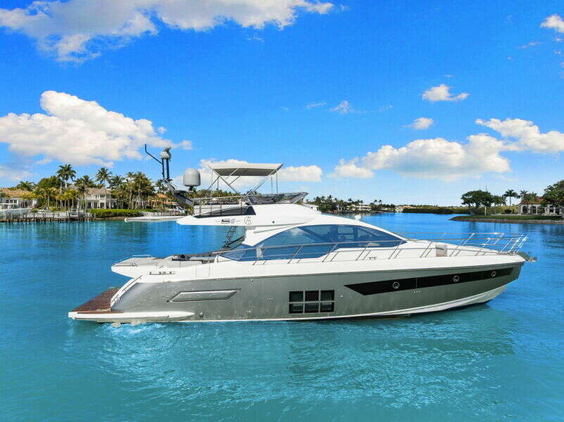 2022 Azimut S6