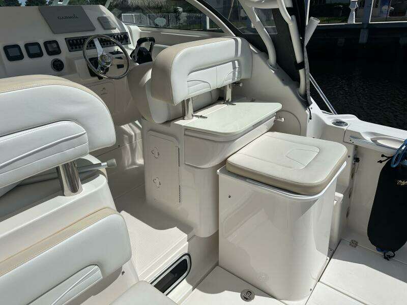 2015 Wellcraft 390 Coastal