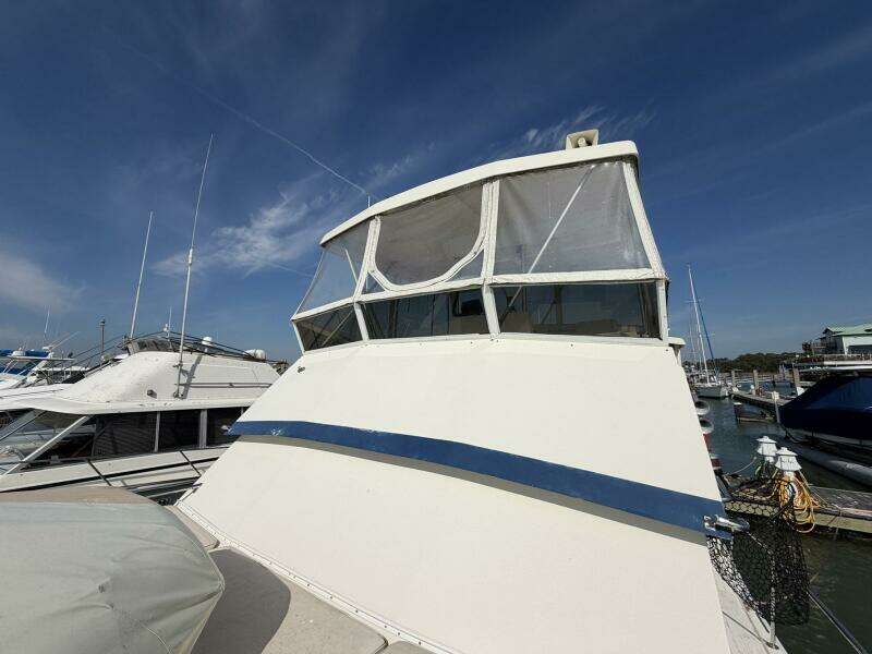 1987 Viking 44 Motor Yacht